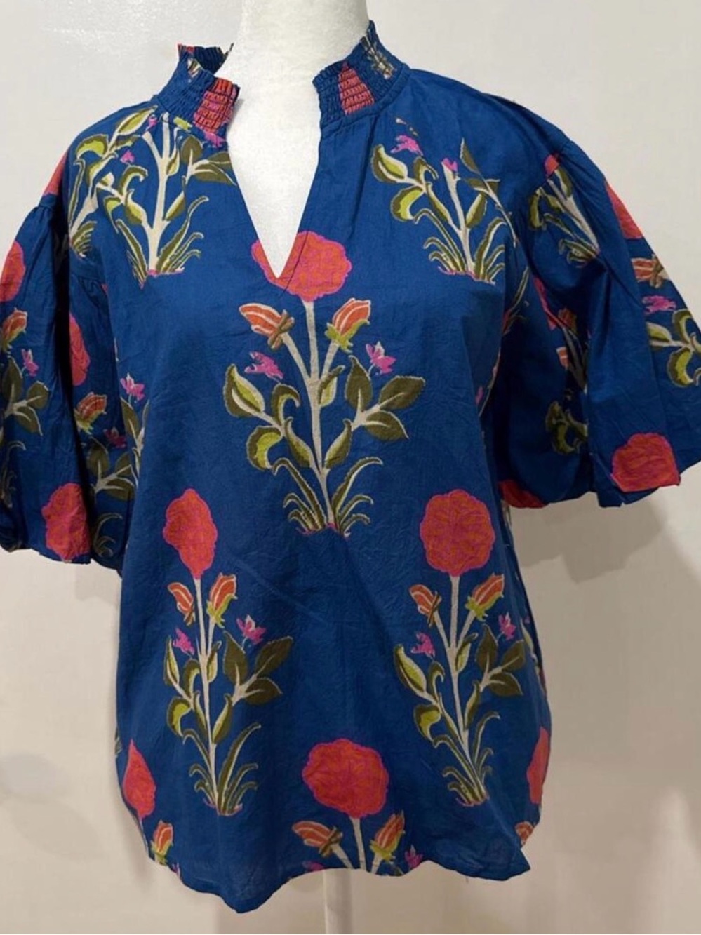 THML Blue Floral Puff Sleeve Top with Coral Blooms